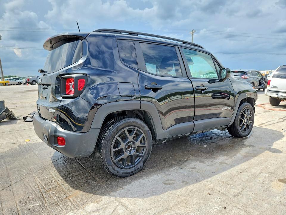 56470486 :رقم المزاد ، ZACNJCBB4MPN26826 vin ، 2021 Jeep Renegade مزاد بيع