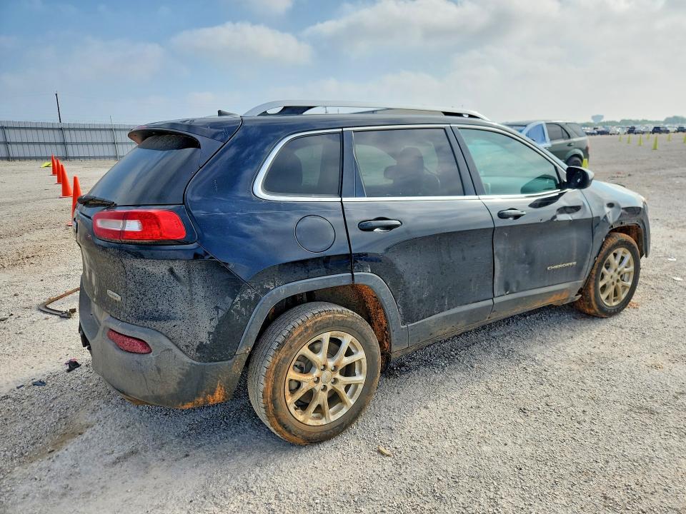 57814216 :رقم المزاد ، 1C4PJLLX0JD510431 vin ، 2018 Jeep Cherokee مزاد بيع