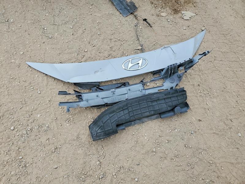 2022 Hyundai Elantra მანქანა იყიდება აუქციონზე, vin: KMHLM4AG2NU289978, აუქციონის ნომერი: 56743516