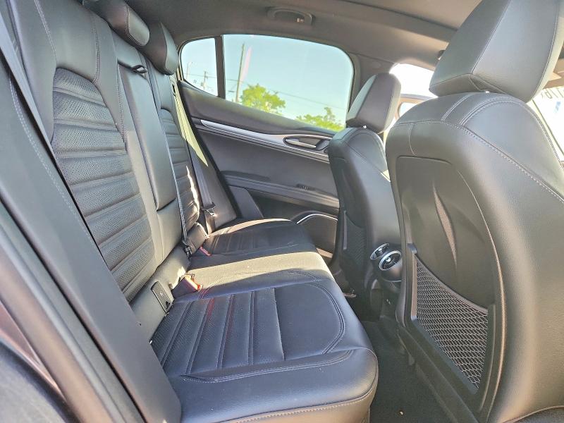 Продажа на аукционе авто 2021 Alfa Romeo Stelvio, vin: ZASPAKBN5M7D02601, номер лота: 55775176