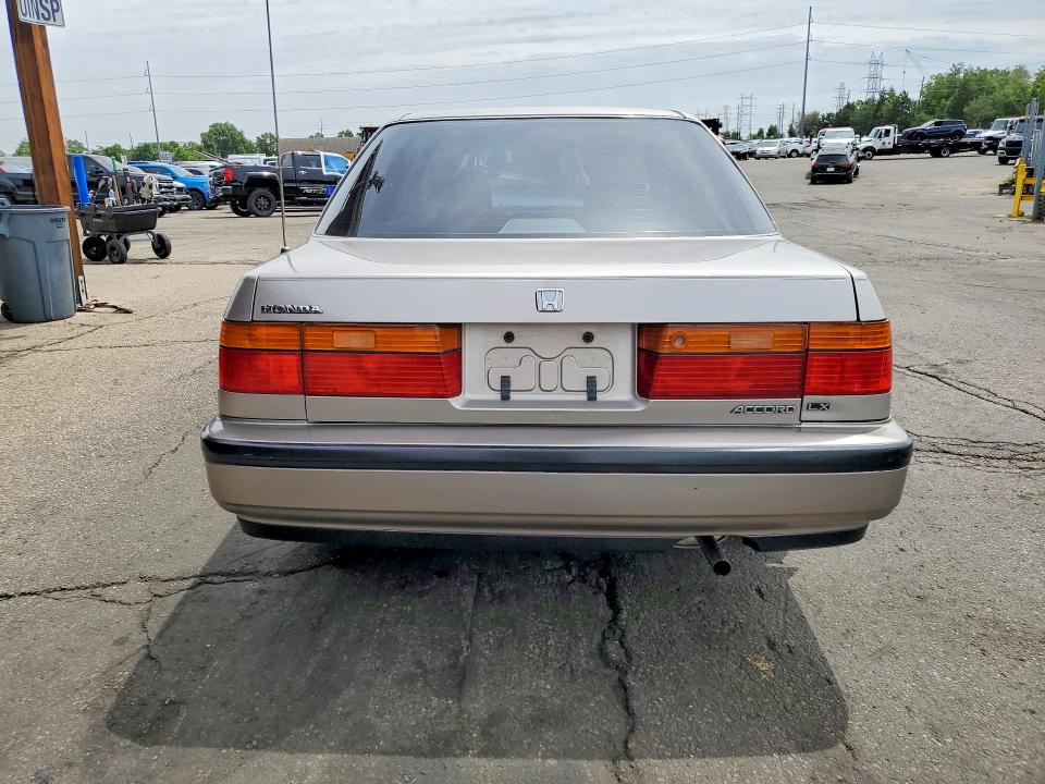 Продажа на аукционе авто 1990 Honda Accord, vin: JHMCB765XLC051106, номер лота: 55775796