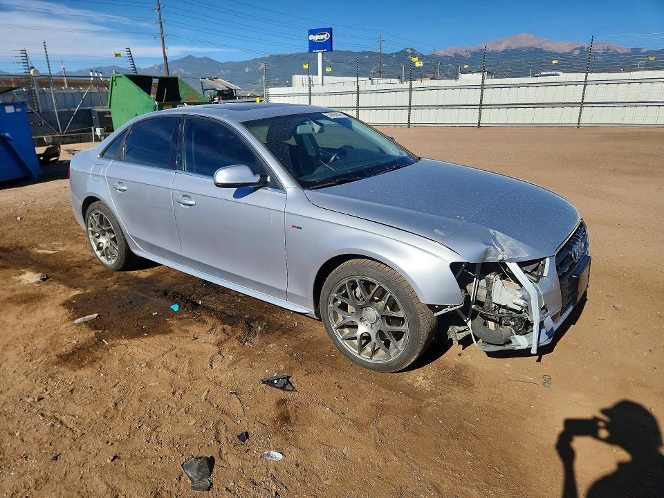 57065346 :رقم المزاد ، WAUBFAFLXFN018898 vin ، 2015 Audi A4 مزاد بيع