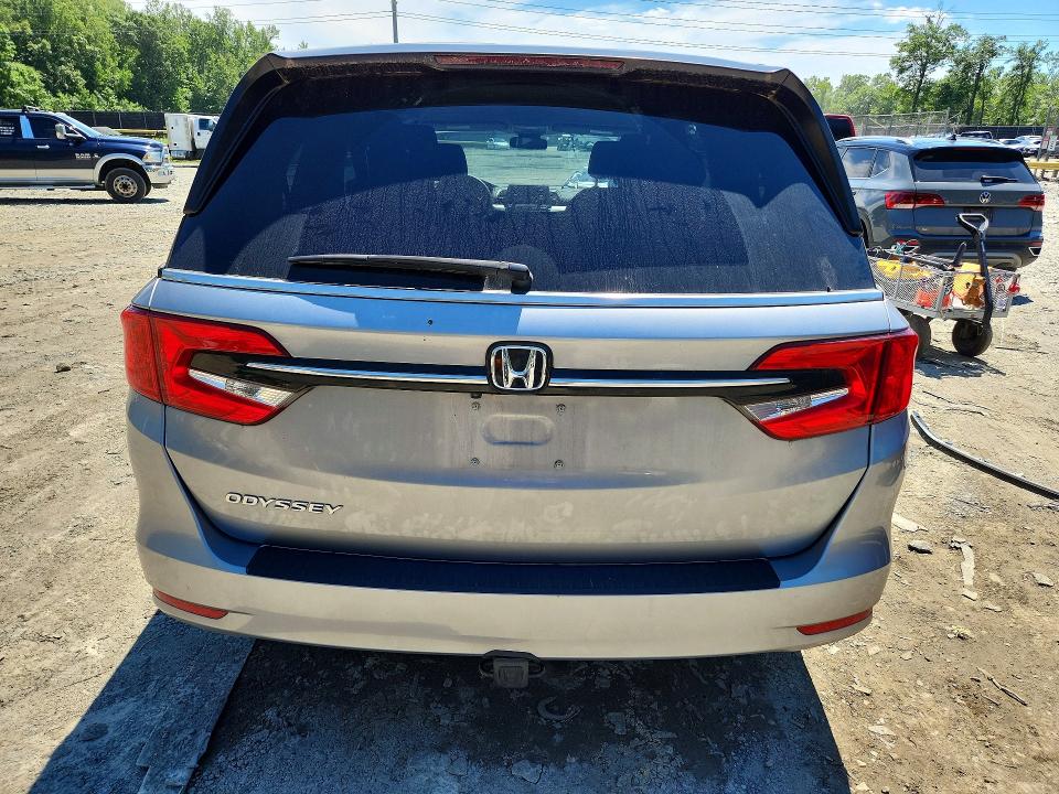58581876 :رقم المزاد ، 5FNRL6H22MB001049 vin ، 2021 Honda Odyssey مزاد بيع