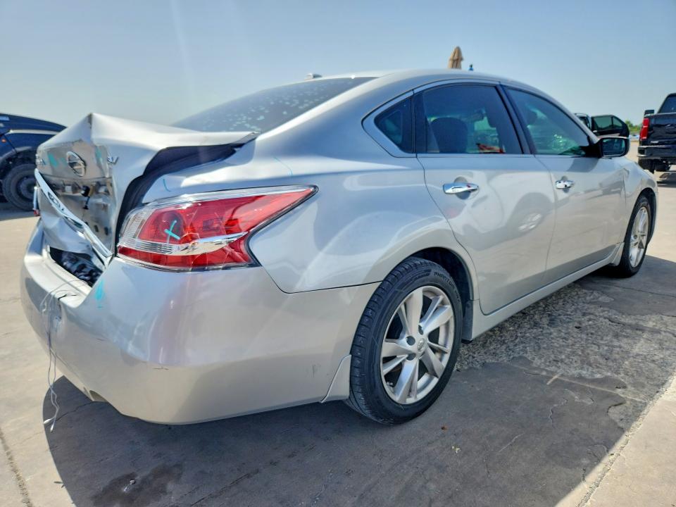 58951706 :رقم المزاد ، 1N4AL3AP5FC185085 vin ، 2015 Nissan Altima مزاد بيع