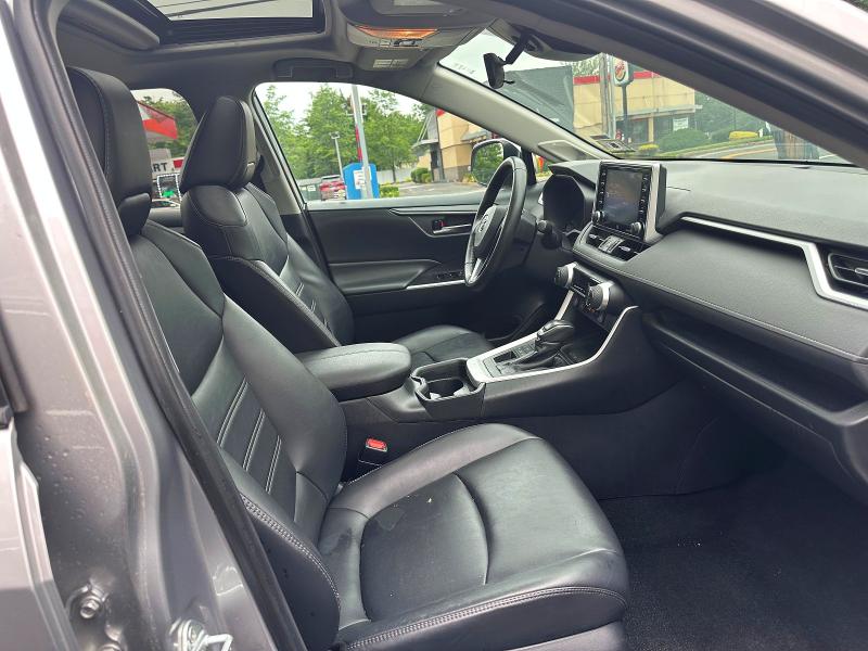 58690046 :رقم المزاد ، 2T3A1RFV5KC056122 vin ، 2019 Toyota Rav4 مزاد بيع