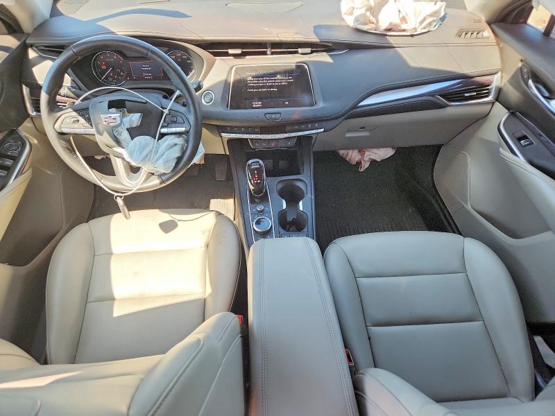 55602586 :رقم المزاد ، 1GYAZAR49NF137944 vin ، 2022 Cadillac Xt4 مزاد بيع
