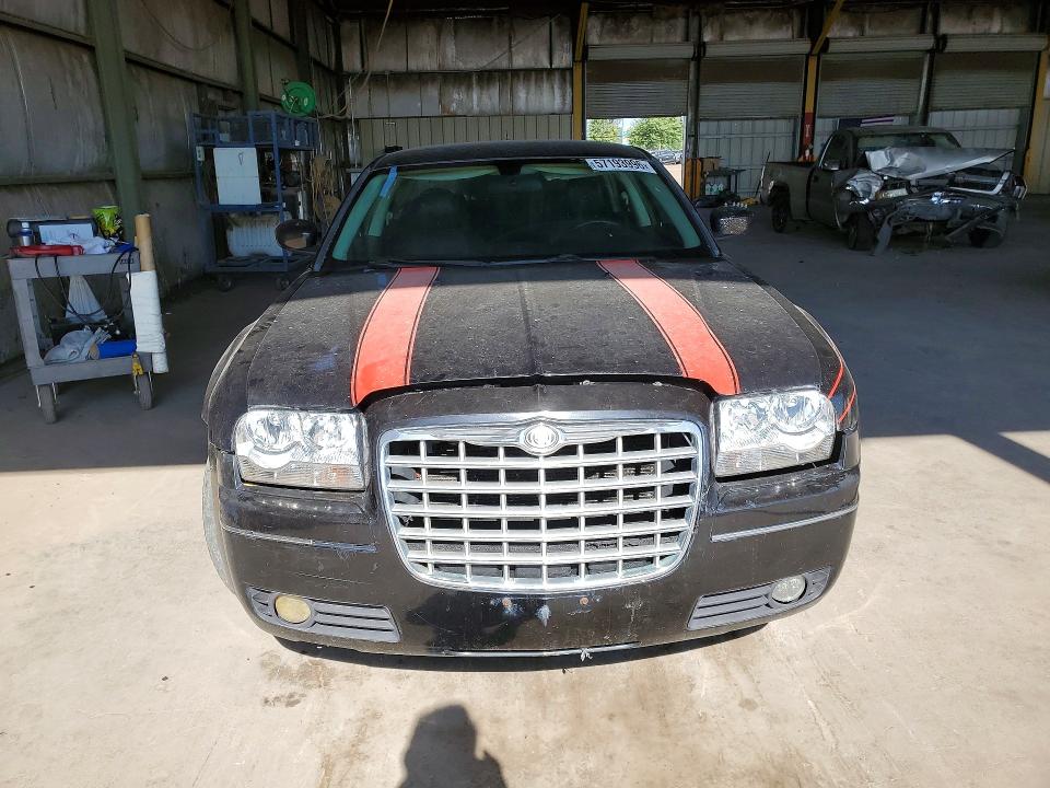 57193996 :رقم المزاد ، 2C3CA5CV3AH195740 vin ، 2010 Chrysler 300 مزاد بيع