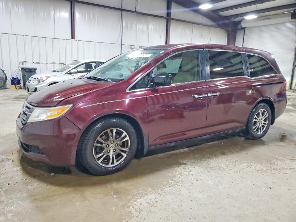 85629255 :رقم المزاد ، 5FNRL5H4XDB030181 vin ، 2013 Honda Odyssey مزاد بيع
