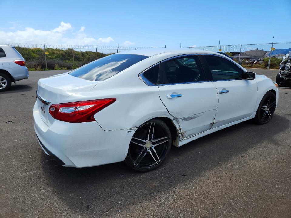 58800666 :رقم المزاد ، 1N4AL3AP8HN344673 vin ، 2017 Nissan Altima مزاد بيع
