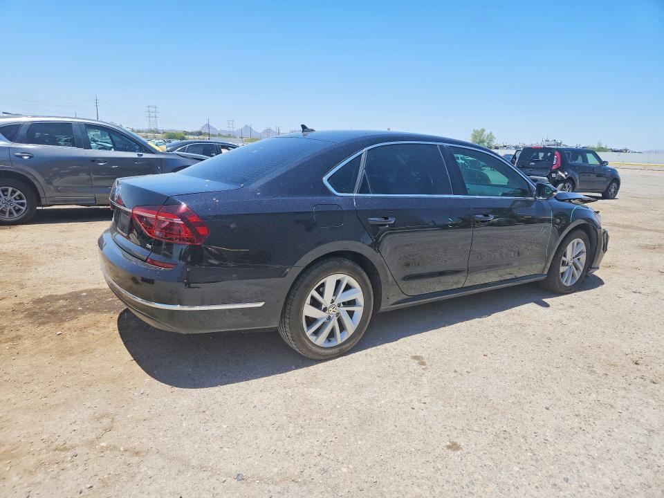 56177356 :رقم المزاد ، 1VWBA7A38JC045482 vin ، 2018 Volkswagen Passat مزاد بيع