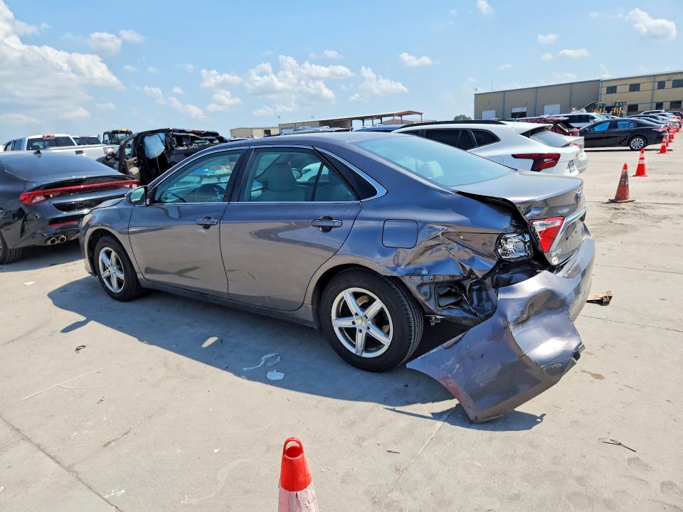 55243566 :رقم المزاد ، 4T1BF1FK7GU548887 vin ، 2016 Toyota Camry مزاد بيع
