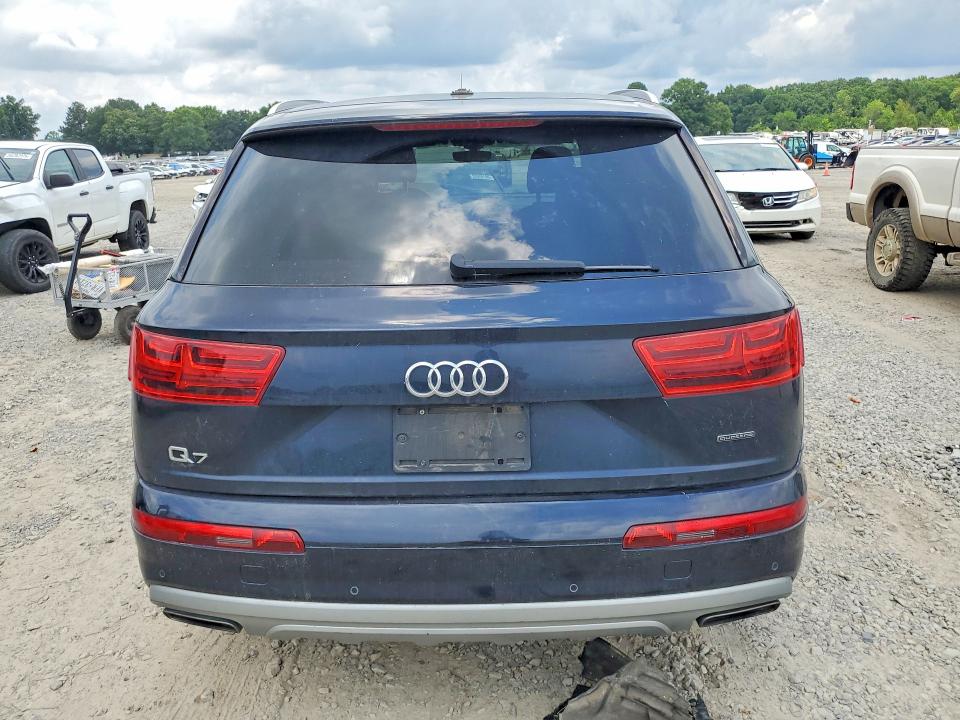 Продажа на аукционе авто 2017 Audi Q7, vin: WA1LHAF77HD051168, номер лота: 56232006