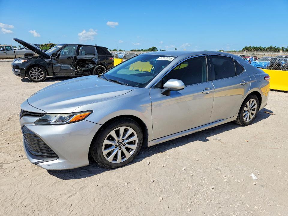 Продажа на аукционе авто 2019 Toyota Camry, vin: 4T1B11HK0KU284979, номер лота: 57712776