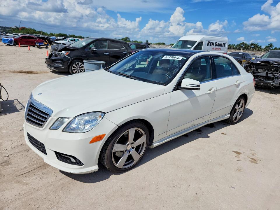 58190946 :رقم المزاد ، WDDHF5GB7BA293887 vin ، 2011 Mercedes-benz E مزاد بيع