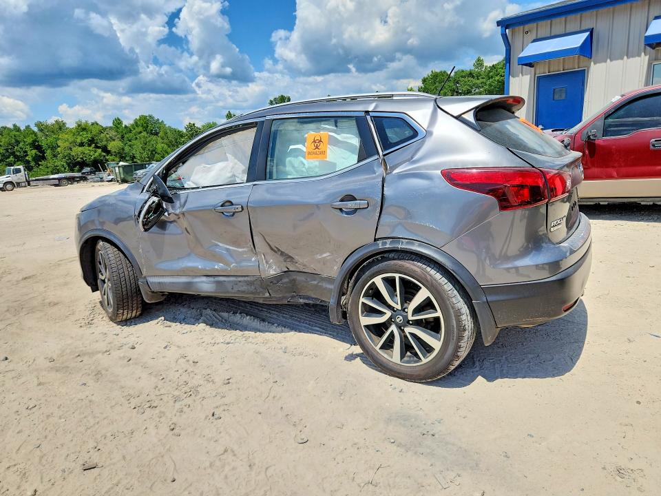 57166196 :رقم المزاد ، JN1BJ1CPXHW022541 vin ، 2017 Nissan Rogue Sport مزاد بيع