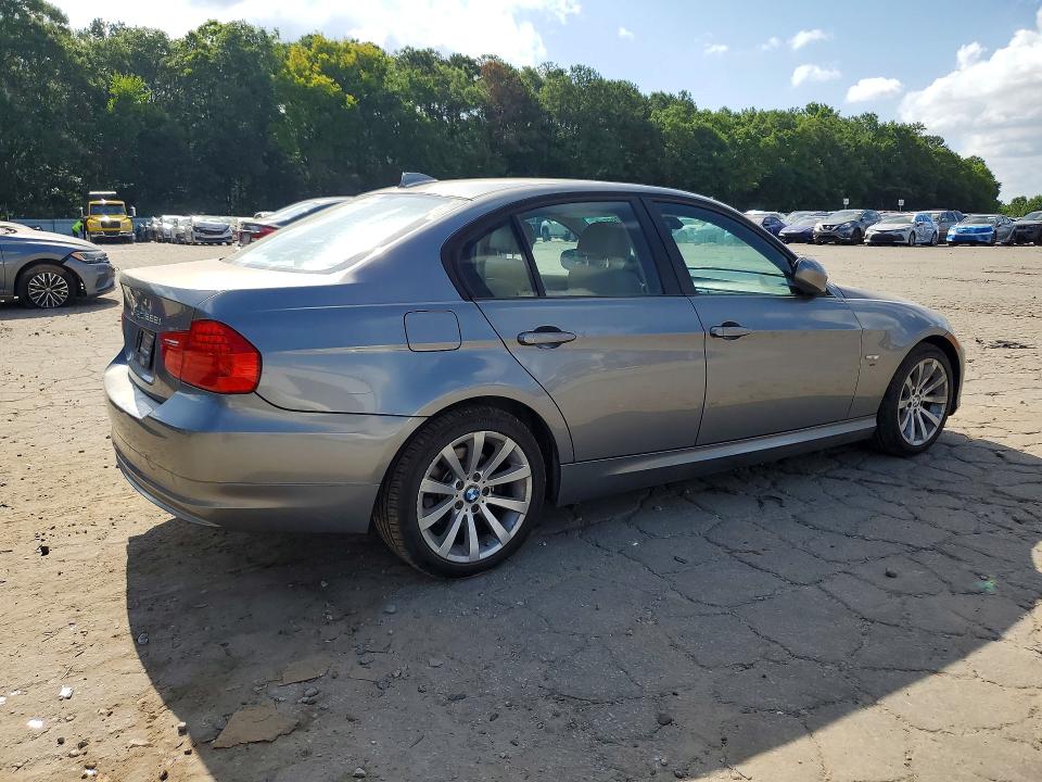 59086546 :رقم المزاد ، WBAPK7G56BNN86919 vin ، 2011 Bmw 328 مزاد بيع