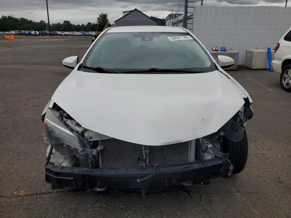 Продажа на аукционе авто 2018 Toyota Corolla, vin: 5YFBURHE4JP774423, номер лота: 58981146