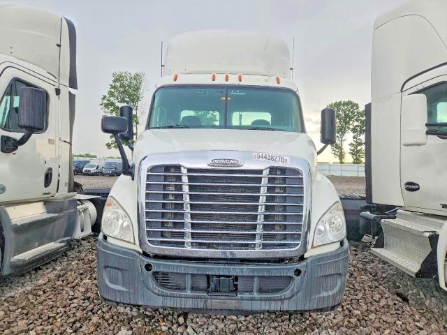 Продаж на аукціоні авто 2017 Freightliner Cascadia 113, vin: 3AKBGADV0HSJD0668, номер лоту: 54438276