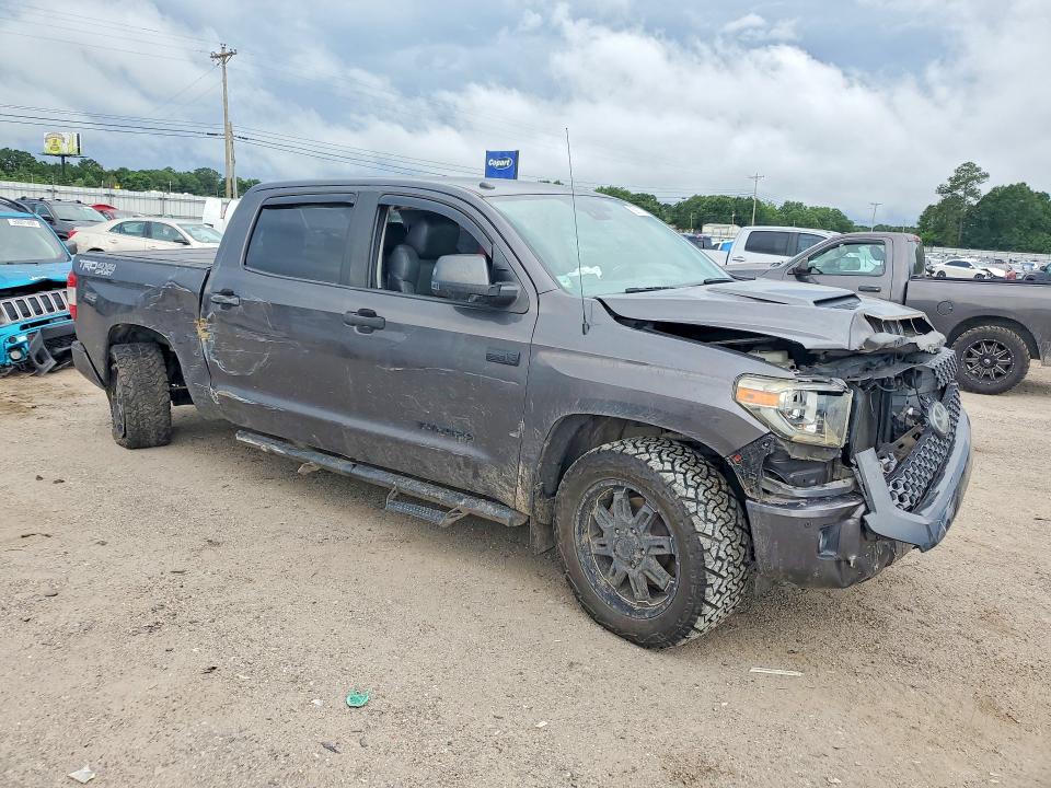 Продажа на аукционе авто 2018 Toyota Tundra, vin: 5TFDW5F13JX718549, номер лота: 58937016