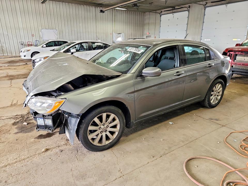Auction sale of the 2012 Chrysler 200, vin: 1C3CCBBB6CN118984, lot number: 55176956