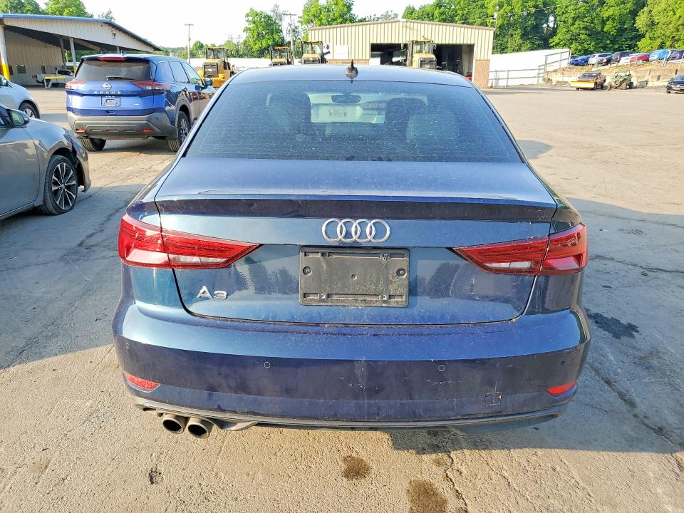 Продаж на аукціоні авто 2020 Audi A3, vin: WAUCUGFF6LA017421, номер лоту: 57030316