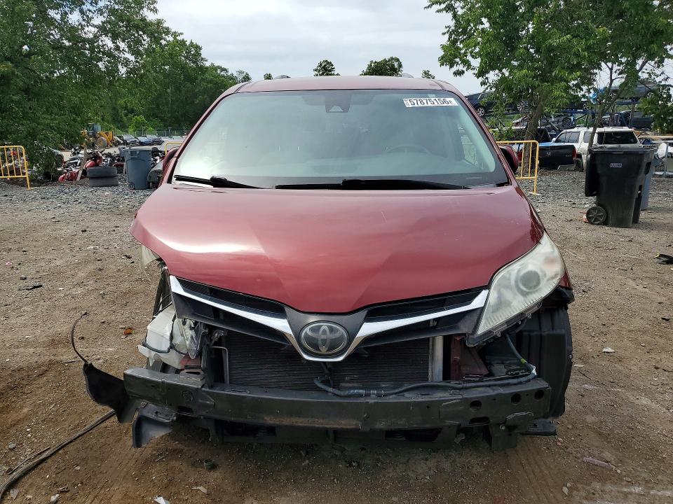 2019 Toyota Sienna მანქანა იყიდება აუქციონზე, vin: 5TDKZ3DC5KS988039, აუქციონის ნომერი: 57875156