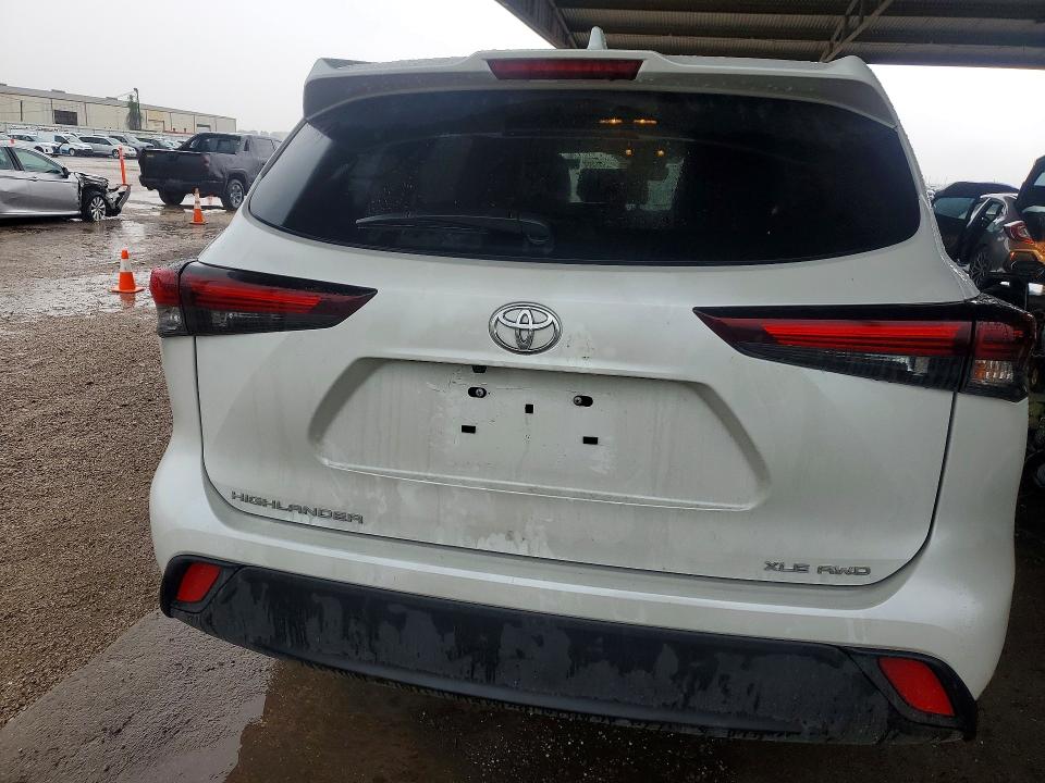 Продаж на аукціоні авто 2026 Toyota Highlander, vin: 5TDKDRBH0TS608493, номер лоту: 57374706