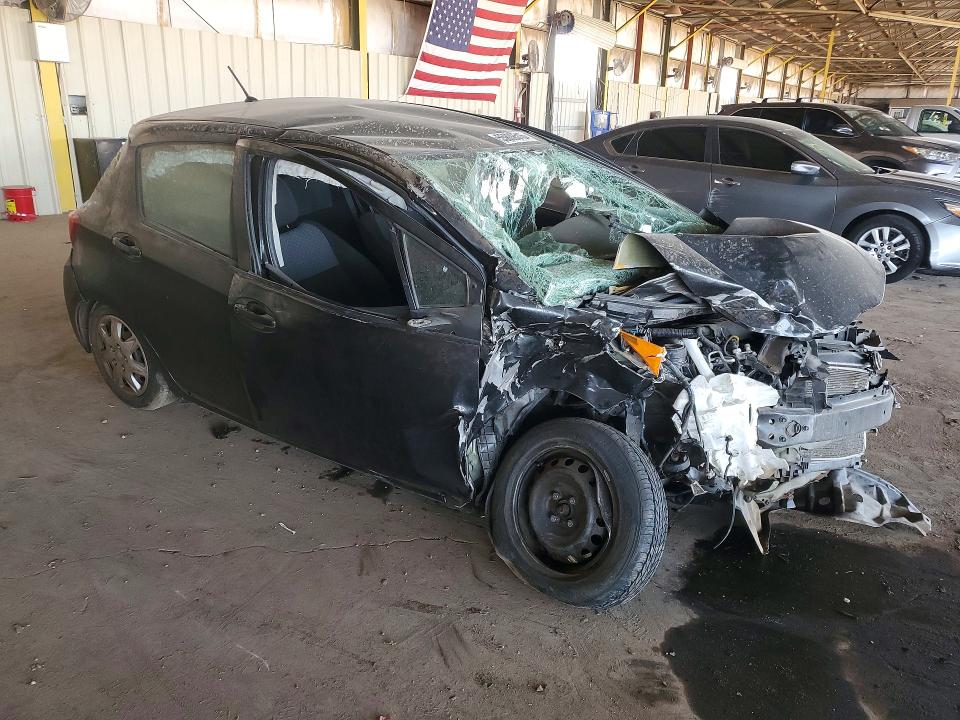 55809516 :رقم المزاد ، VNKKTUD3XHA075880 vin ، 2017 Toyota Yaris مزاد بيع
