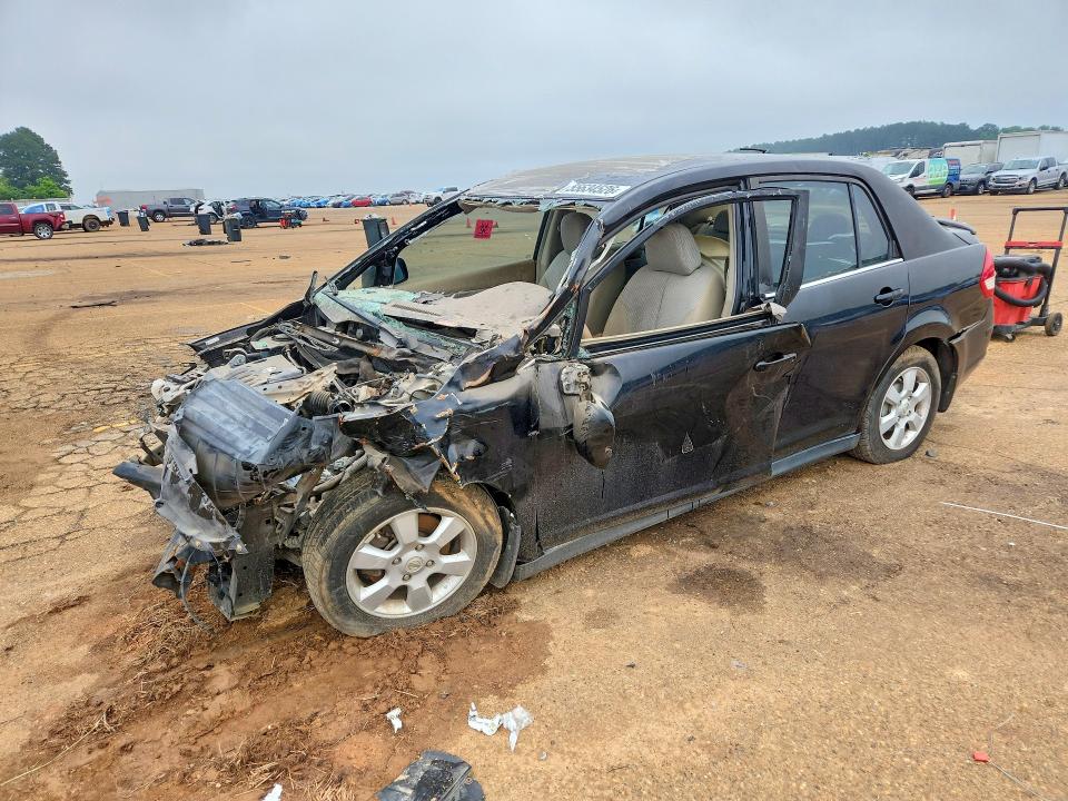 2007 Nissan Versa მანქანა იყიდება აუქციონზე, vin: 3N1BC11E07L435925, აუქციონის ნომერი: 55634526
