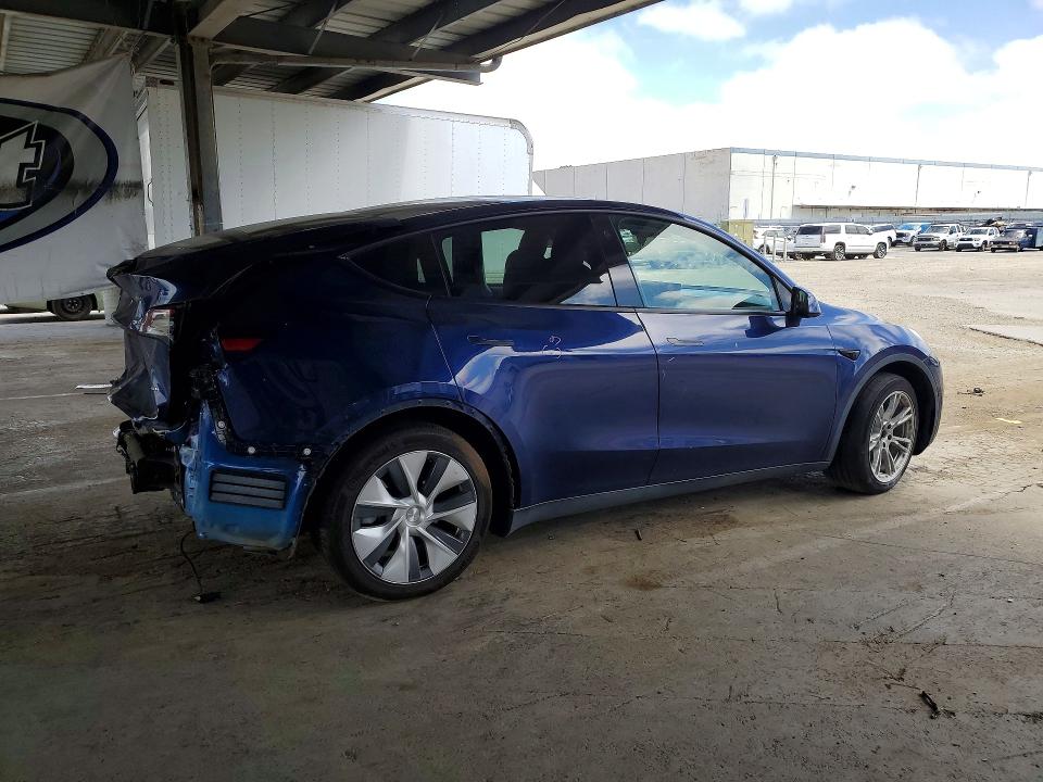 Продажа на аукционе авто 2022 Tesla Model Y, vin: 7SAYGAEE9NF559390, номер лота: 58909856