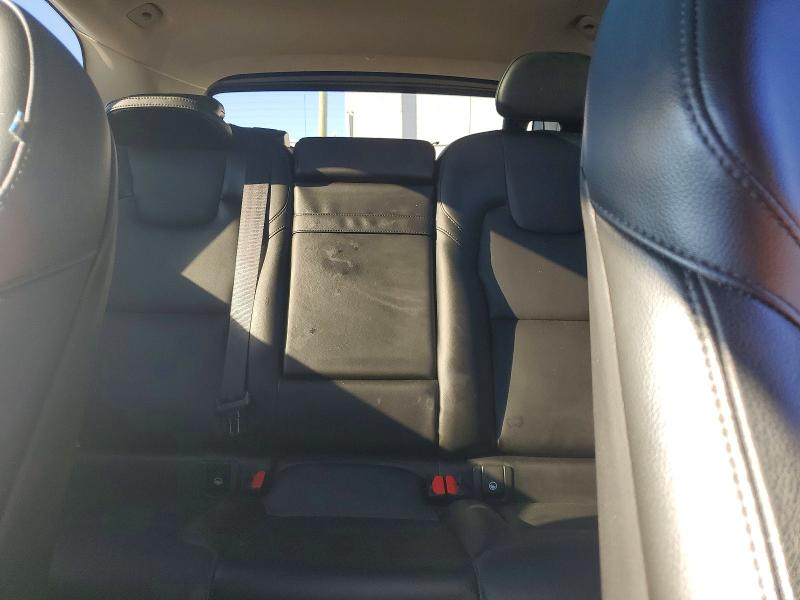 57013886 :رقم المزاد ، LYV102RK7KB183603 vin ، 2019 Volvo Xc60 مزاد بيع