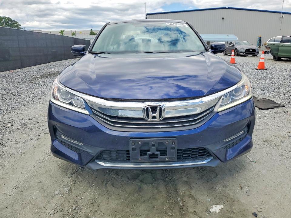 58733606 :رقم المزاد ، 1HGCR2F85GA062415 vin ، 2016 Honda Accord مزاد بيع