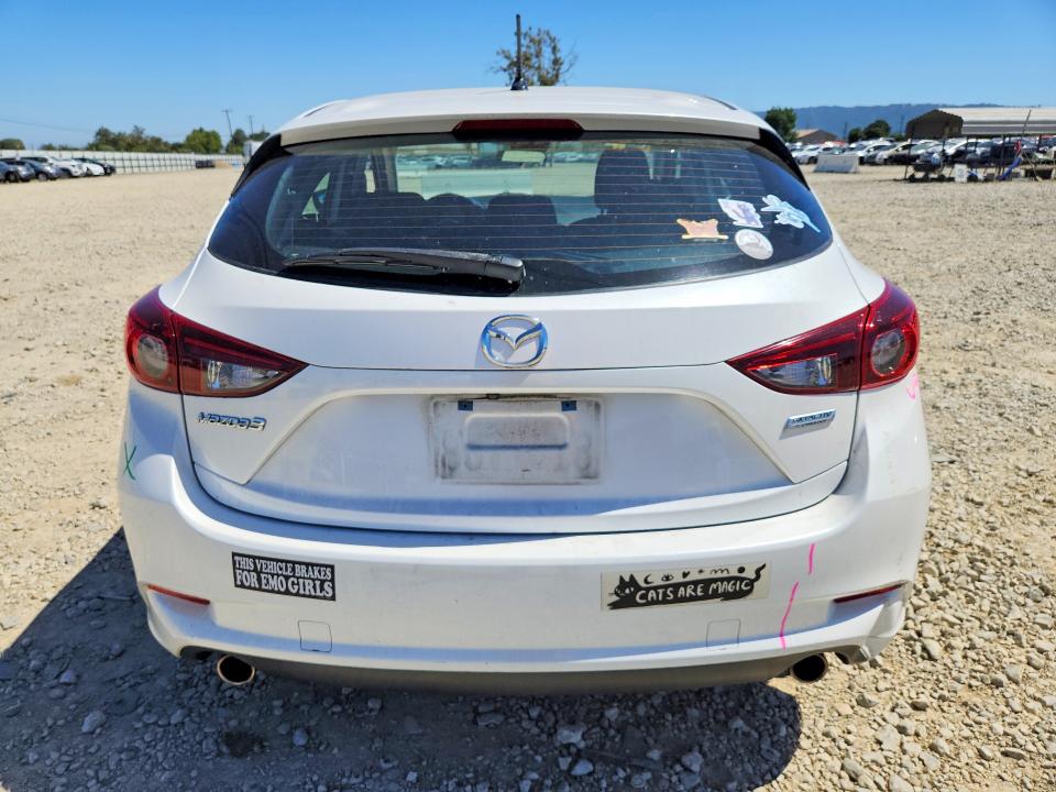 Продажа на аукционе авто 2018 Mazda 3, vin: 3MZBN1K75JM226024, номер лота: 56108616