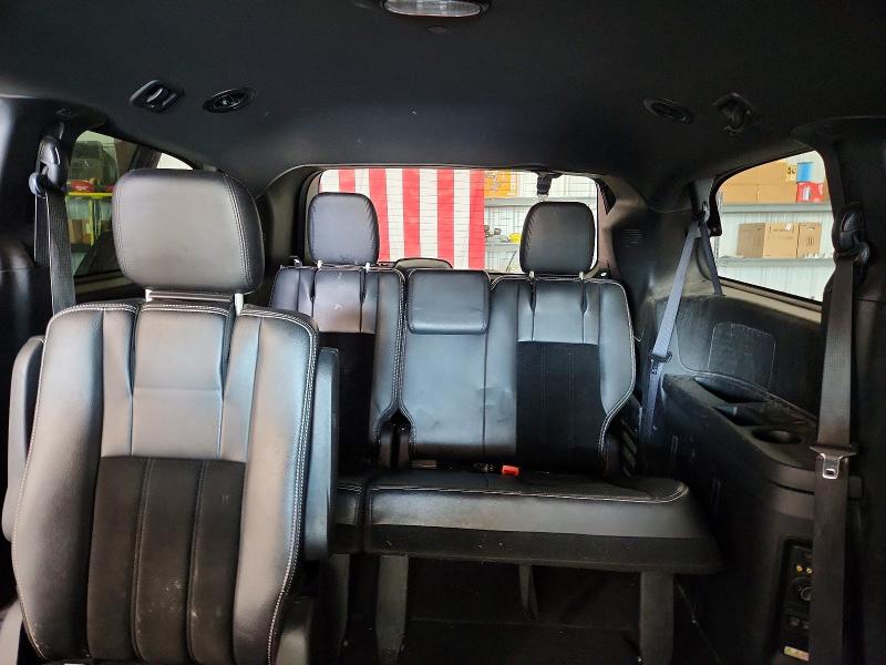 55618726 :رقم المزاد ، 2C4RDGCG7FR703722 vin ، 2015 Dodge Grand Caravan مزاد بيع