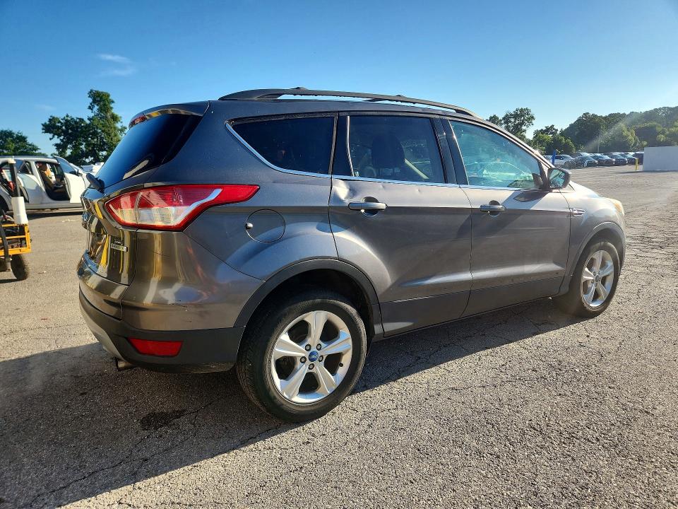 2013 Ford Escape მანქანა იყიდება აუქციონზე, vin: 1FMCU0GX1DUC85175, აუქციონის ნომერი: 58250196