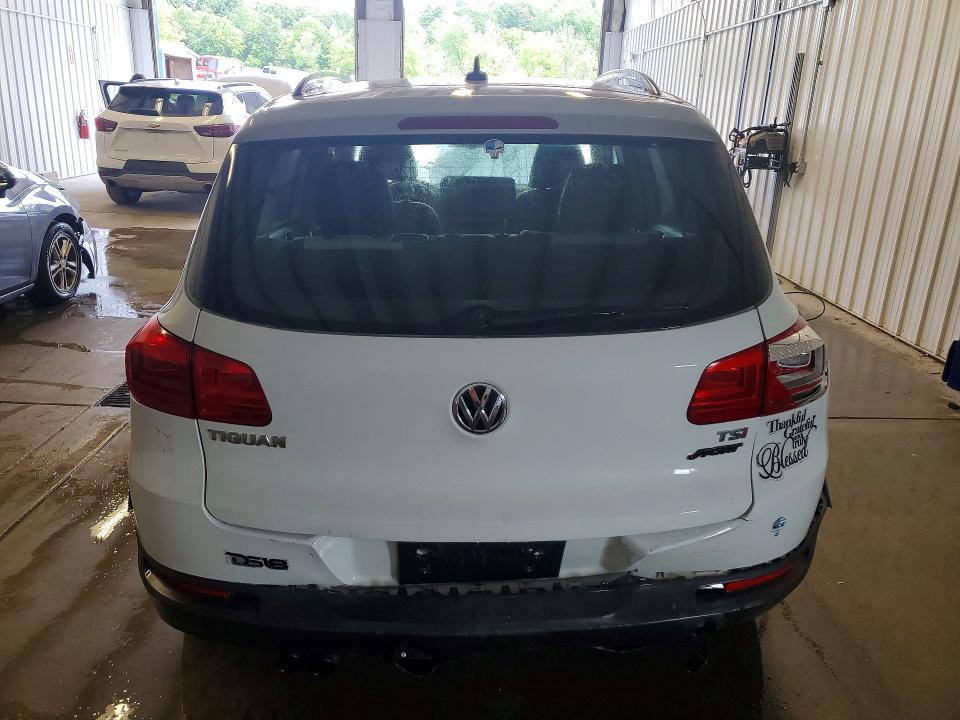 2017 Volkswagen Tiguan მანქანა იყიდება აუქციონზე, vin: WVGAV7AX2HK030803, აუქციონის ნომერი: 55713666