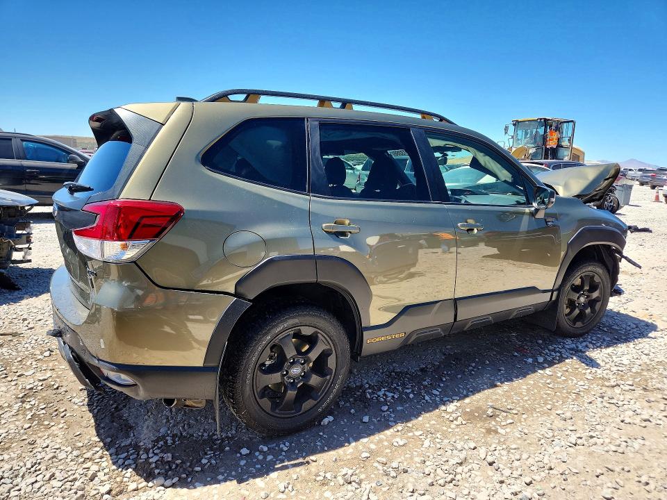 Продаж на аукціоні авто 2022 Subaru Forester, vin: JF2SKAMC9NH521421, номер лоту: 57173366
