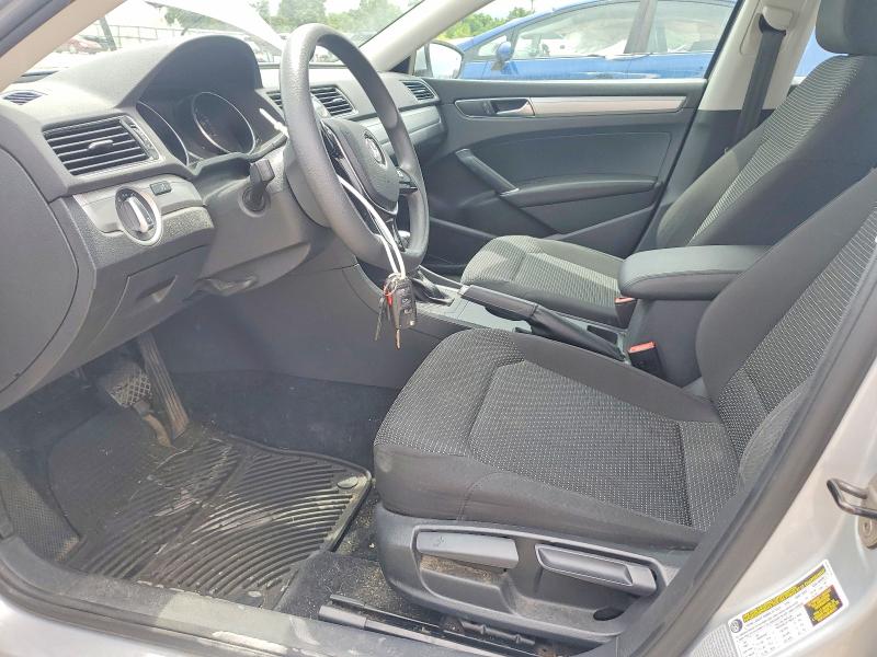 58034966 :رقم المزاد ، 1VWAT7A33HC059399 vin ، 2017 Volkswagen Passat مزاد بيع
