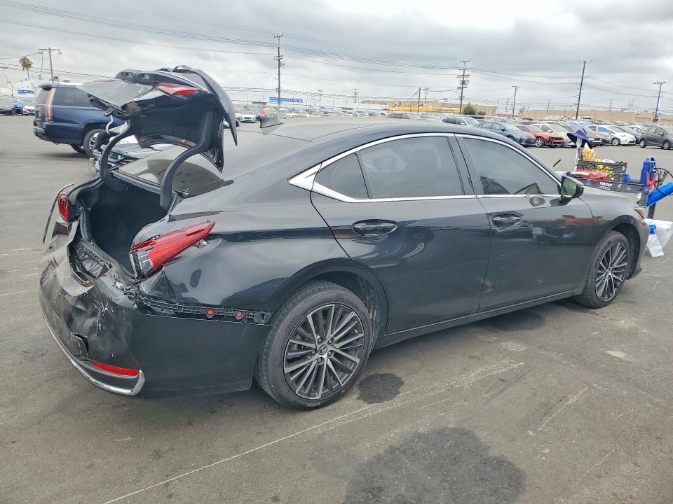 85609695 :رقم المزاد ، 58ADA1C12PU033131 vin ، 2023 Lexus Es 300h مزاد بيع