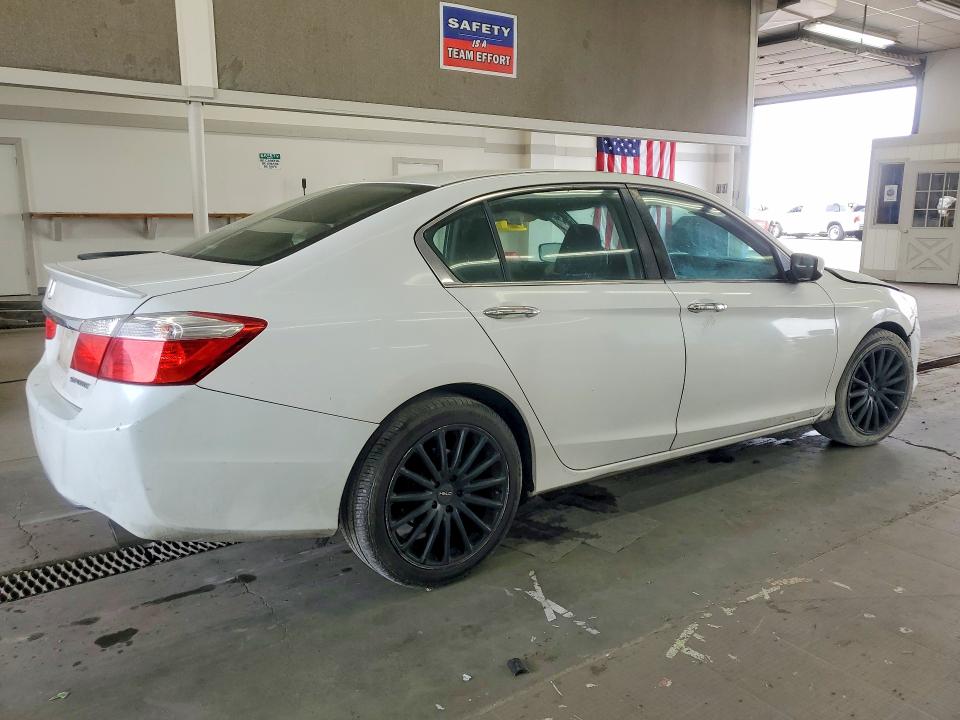 Продажа на аукционе авто 2014 Honda Accord, vin: 1HGCR2F57EA081003, номер лота: 58150246