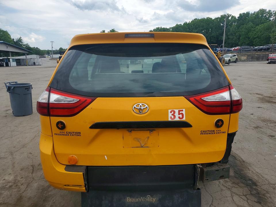 2017 Toyota Sienna მანქანა იყიდება აუქციონზე, vin: 5TDZZ3DC2HS858730, აუქციონის ნომერი: 57135706
