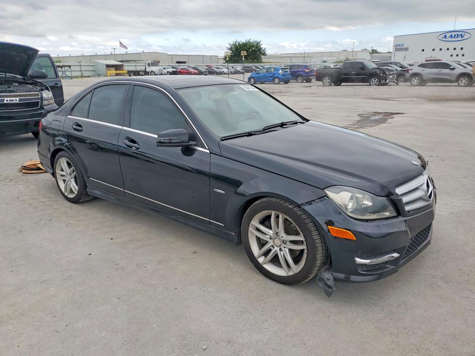 Продаж на аукціоні авто 2012 Mercedes-benz C, vin: WDDGF4HB4CR232391, номер лоту: 58441346