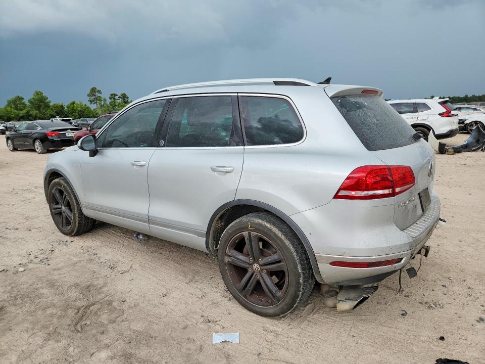 Продажа на аукционе авто 2017 Volkswagen Touareg, vin: WVGRF7BP6HD001453, номер лота: 55628166