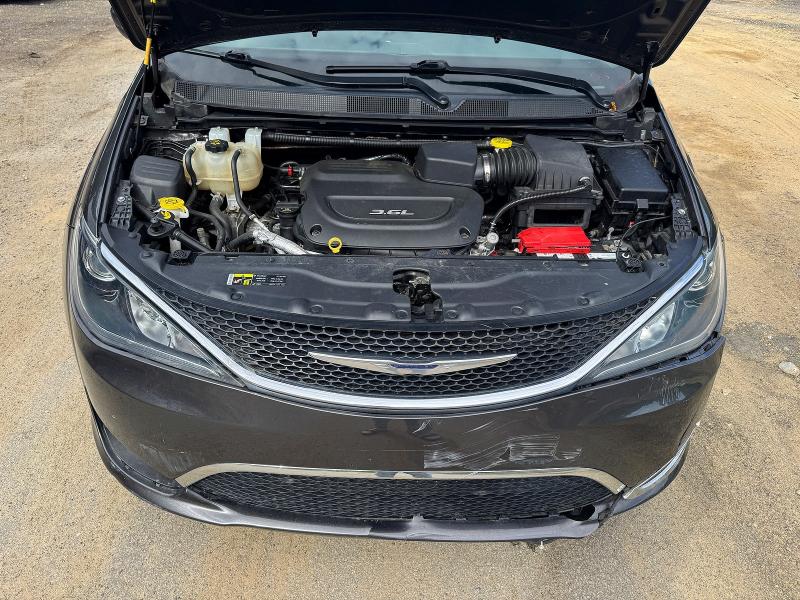 Продаж на аукціоні авто 2017 Chrysler Pacifica, vin: 2C4RC1BG8HR803588, номер лоту: 57971776