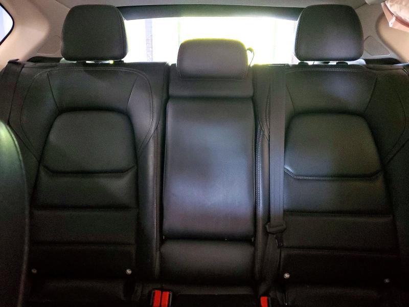 56796496 :رقم المزاد ، JM3KFBEM8N0526597 vin ، 2022 Mazda Cx-5 مزاد بيع