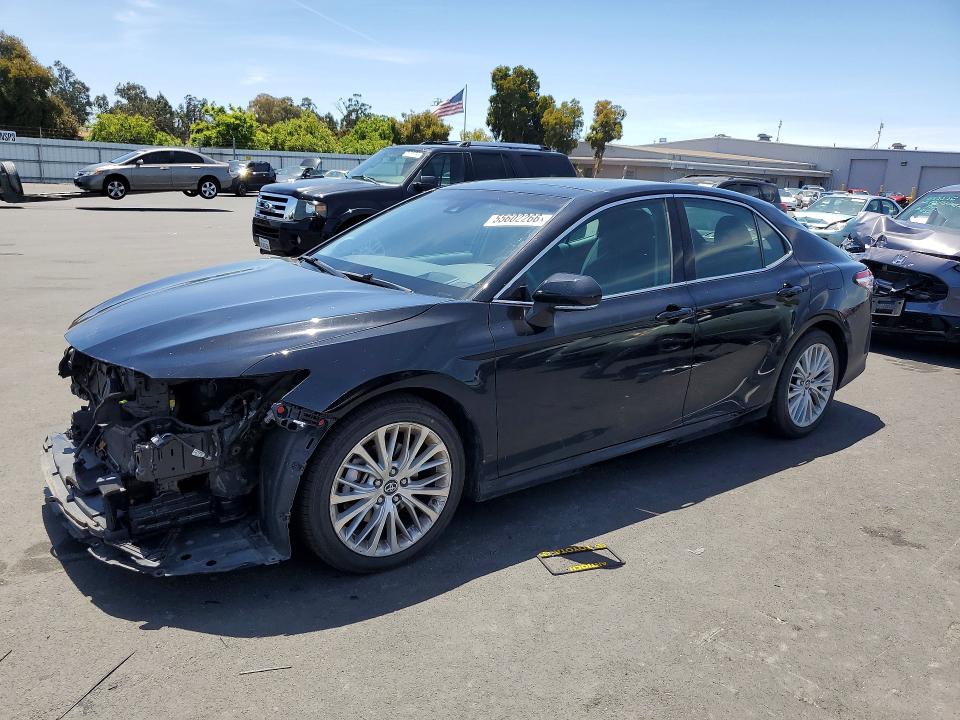 Продаж на аукціоні авто 2019 Toyota Camry, vin: 4T1B11HK5KU779680, номер лоту: 55602266