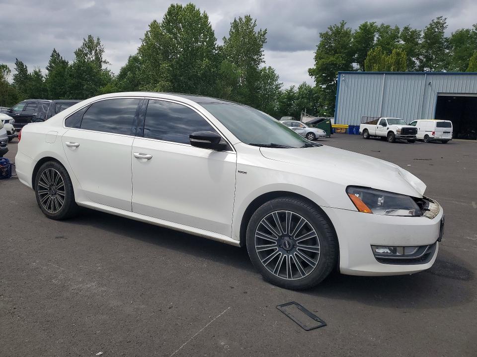 Продажа на аукционе авто 2015 Volkswagen Passat, vin: 1VWBT7A38FC046472, номер лота: 85976365
