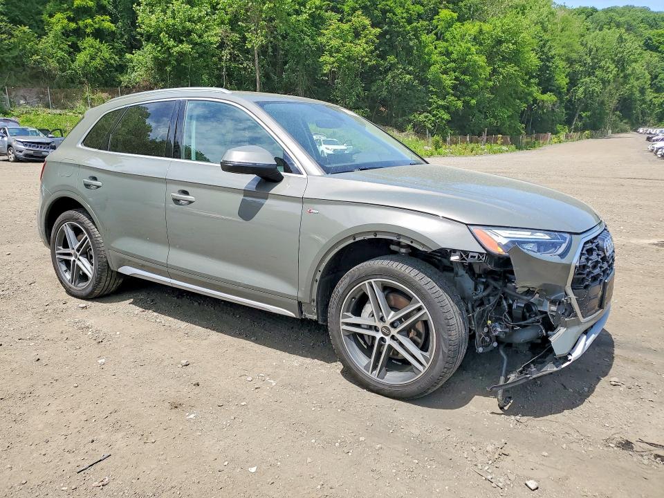 Продажа на аукционе авто 2023 Audi Q5 E, vin: WA1E2AFYXP2111442, номер лота: 55533376