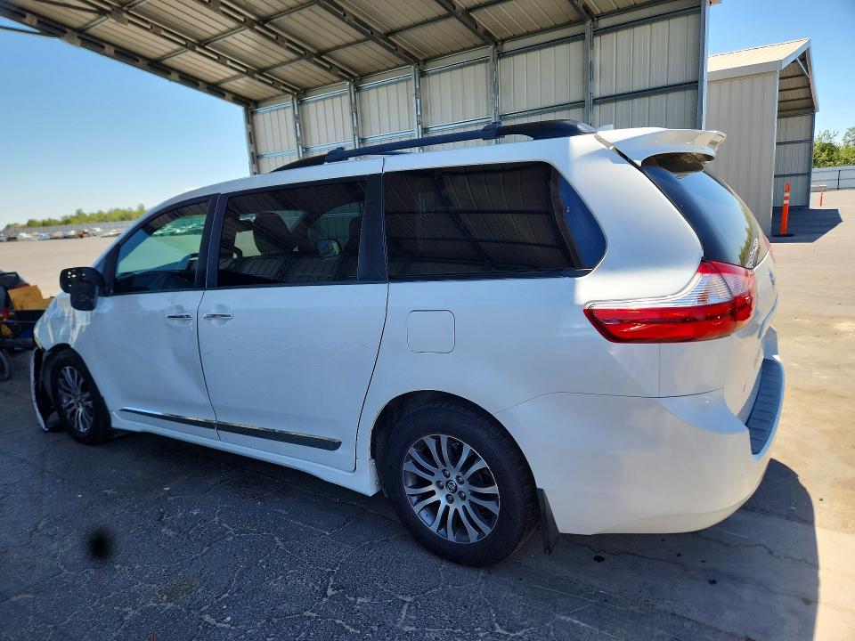 Продажа на аукционе авто 2018 Toyota Sienna, vin: 5TDYZ3DC0JS932776, номер лота: 59119946