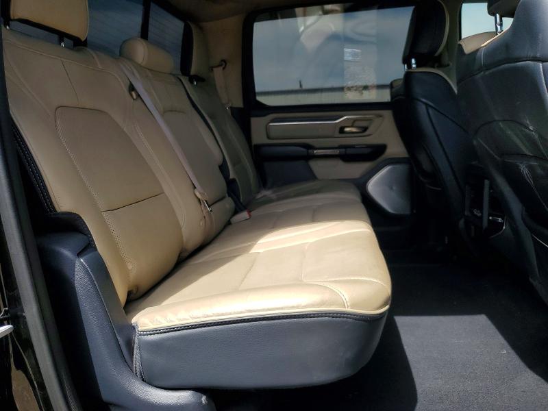 55621636 :رقم المزاد ، 1C6SRFHT7KN532939 vin ، 2019 Ram 1500 مزاد بيع